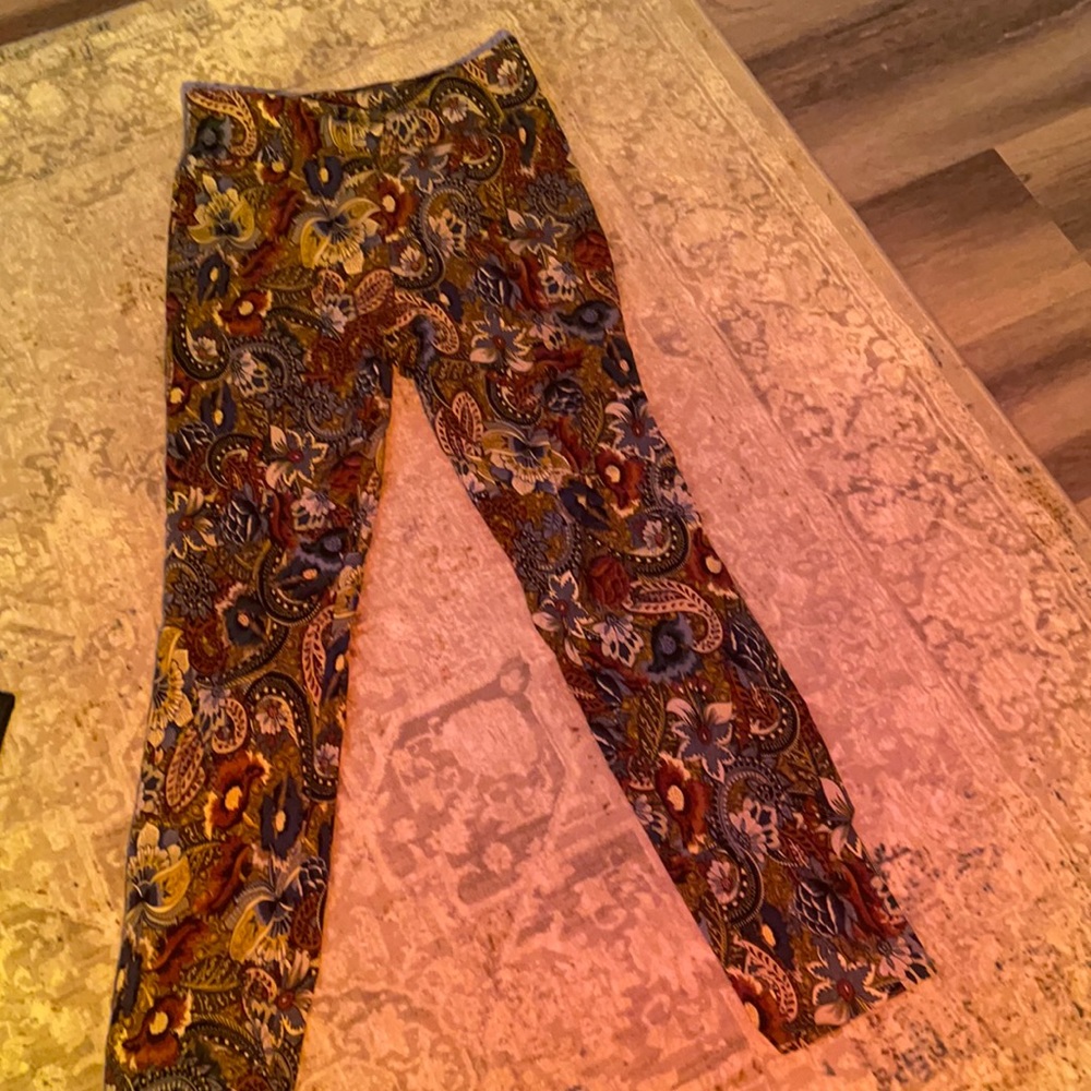 Skinny fit patterned pants. Size medium (4/6  in US sizing) worn once.